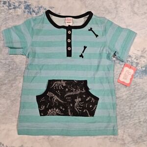 Ric Rac & Ruffles Boys Dino Henley Shirt Sz 5 NWT Green‎ Striped Dinosaur Pocket